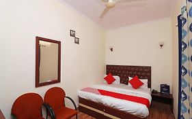 Oyo 14179 Panchvati Hotel Dehradun 3* India