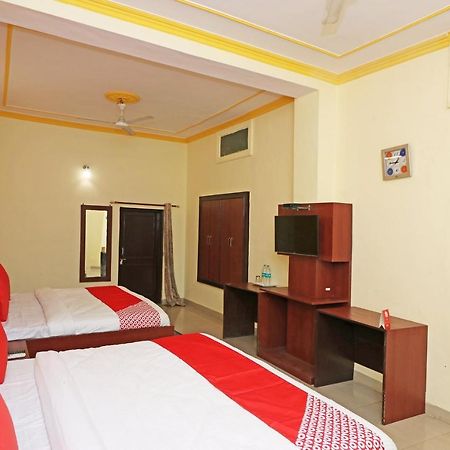 Oyo 14179 Panchvati Hotel Dehradun Exterior photo