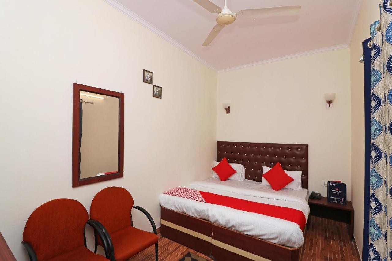 Oyo 14179 Panchvati Hotel Dehradun Exterior photo