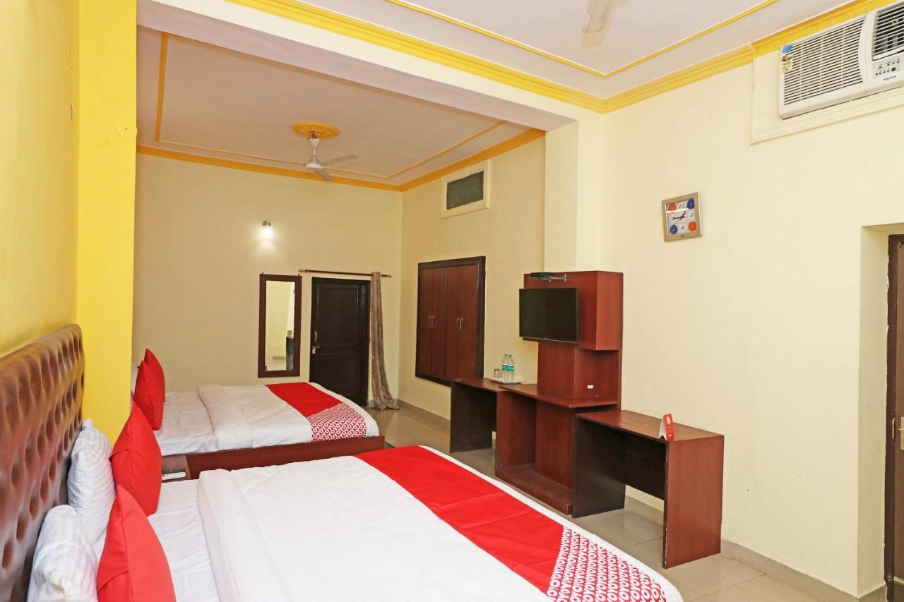 Oyo 14179 Panchvati Hotel Dehradun Exterior photo