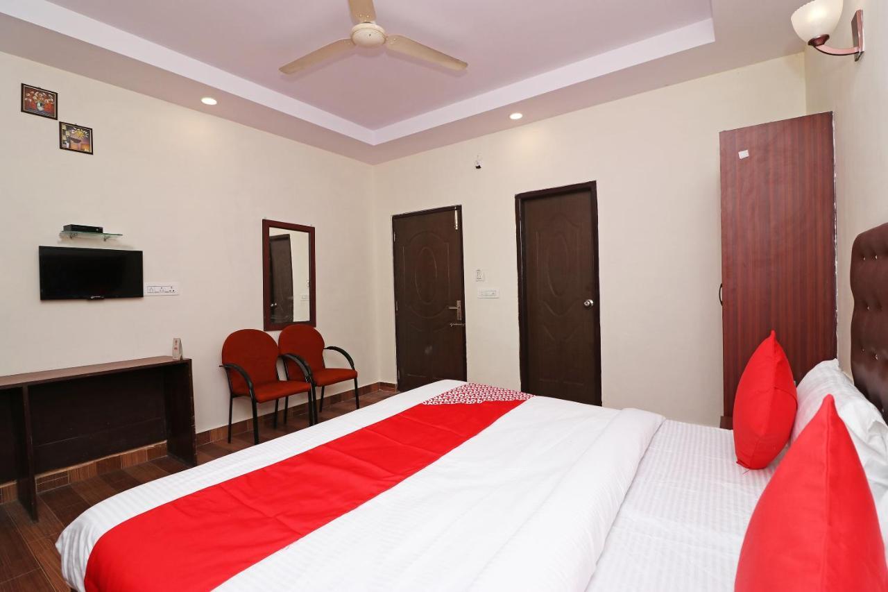 Oyo 14179 Panchvati Hotel Dehradun Exterior photo