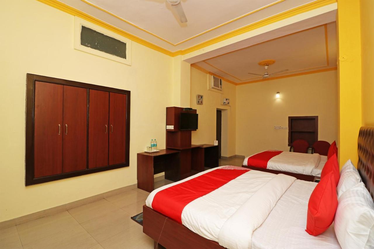 Oyo 14179 Panchvati Hotel Dehradun Exterior photo